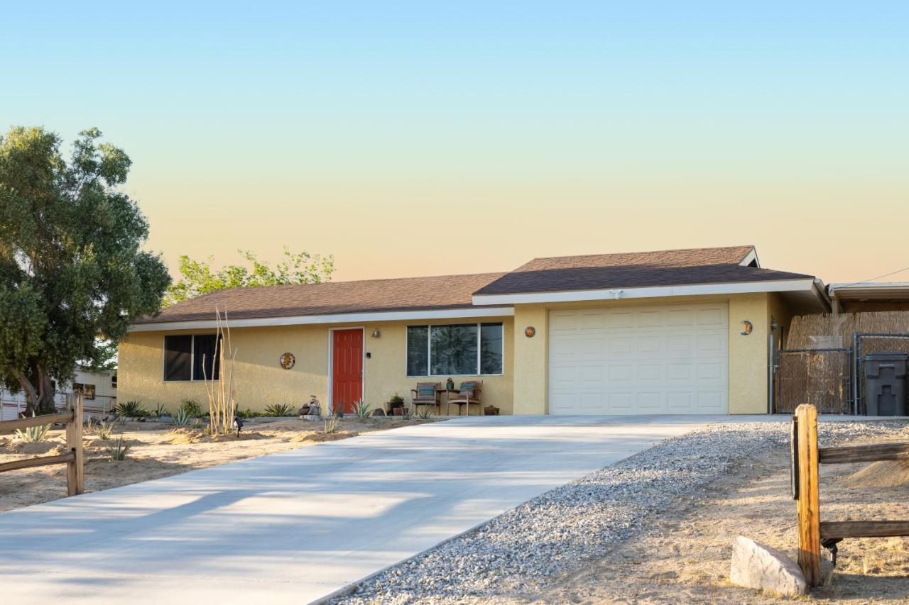Float Pool, Hot Tub, Sauna, Views, Telescope-Skywatchers Haven Joshua Tree Eksteriør bilde